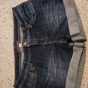 Refuge Blue Cuff Bottom Shorts Sz 6